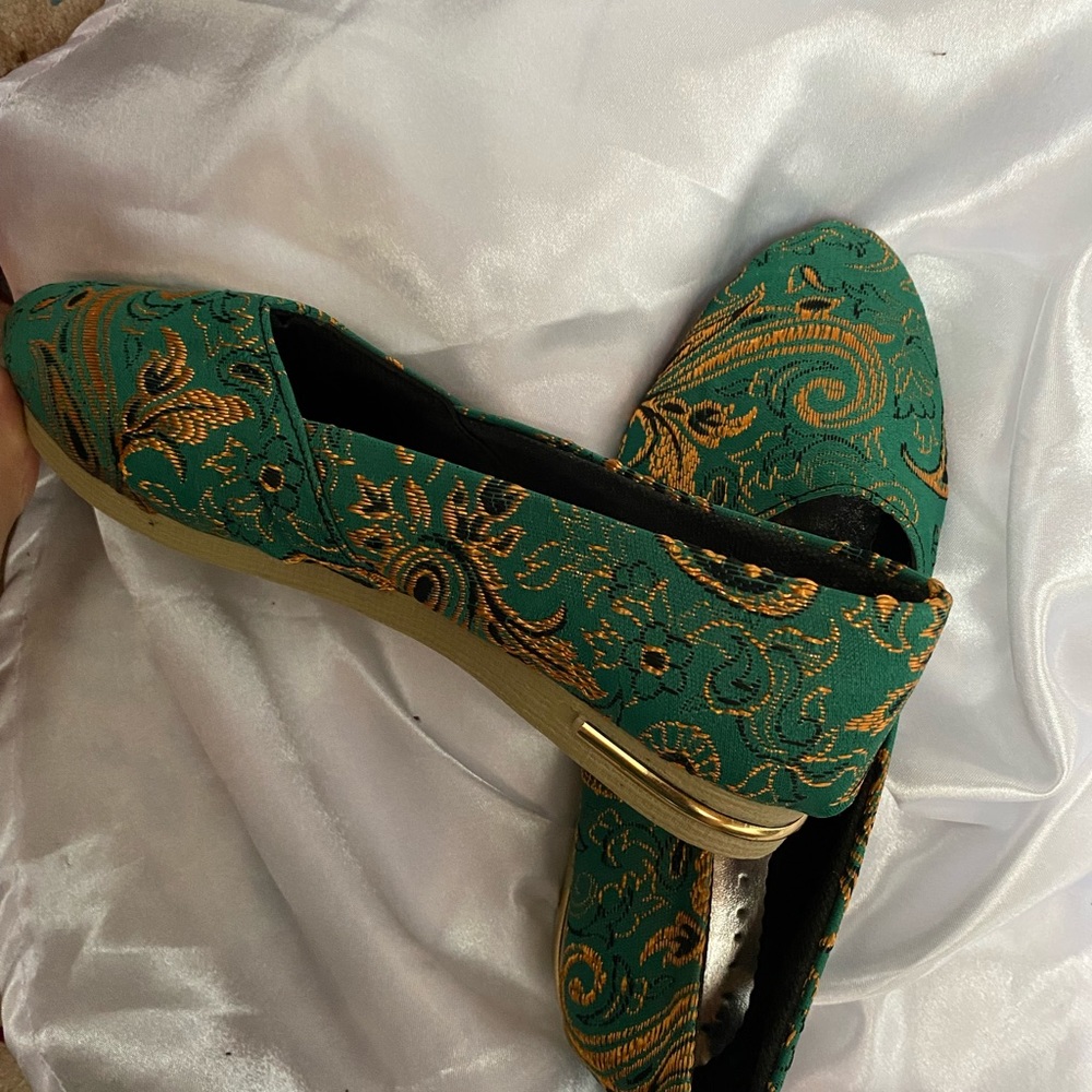 Women shoes size 8.5